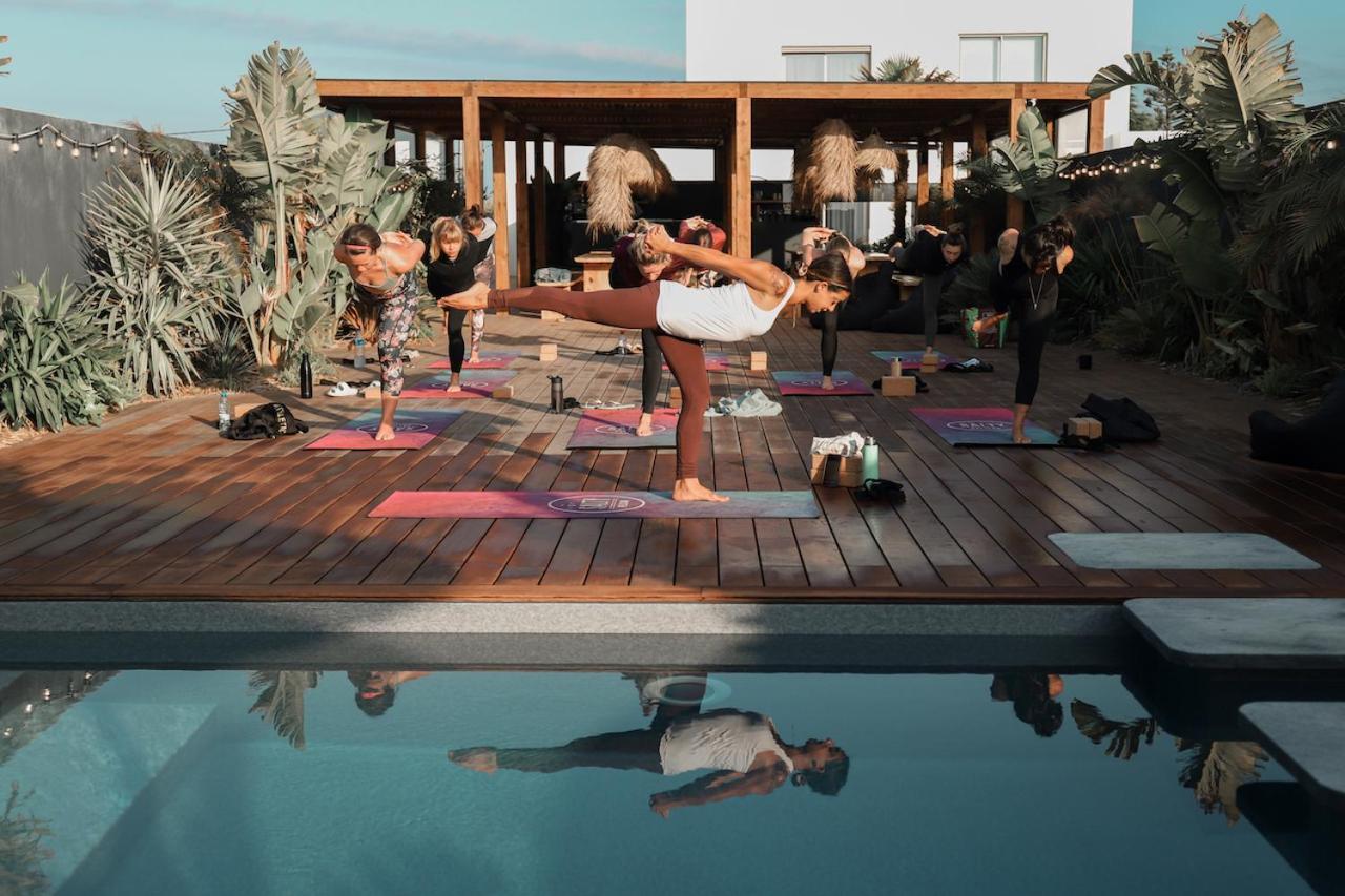 The Salty Pelican Yoga & Surf Retreat Peniche Buitenkant foto